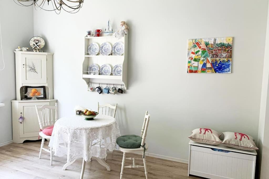 Cozy Apartment In A Historical Town Sillamäe Dış mekan fotoğraf