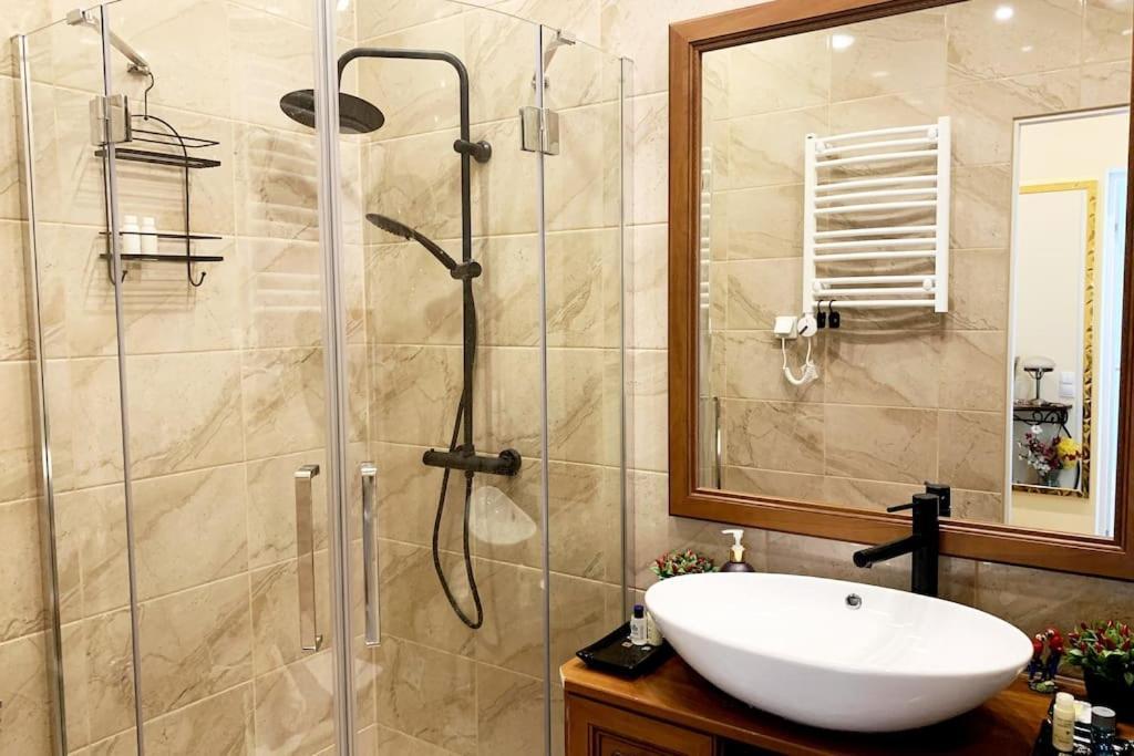 Cozy Apartment In A Historical Town Sillamäe Dış mekan fotoğraf